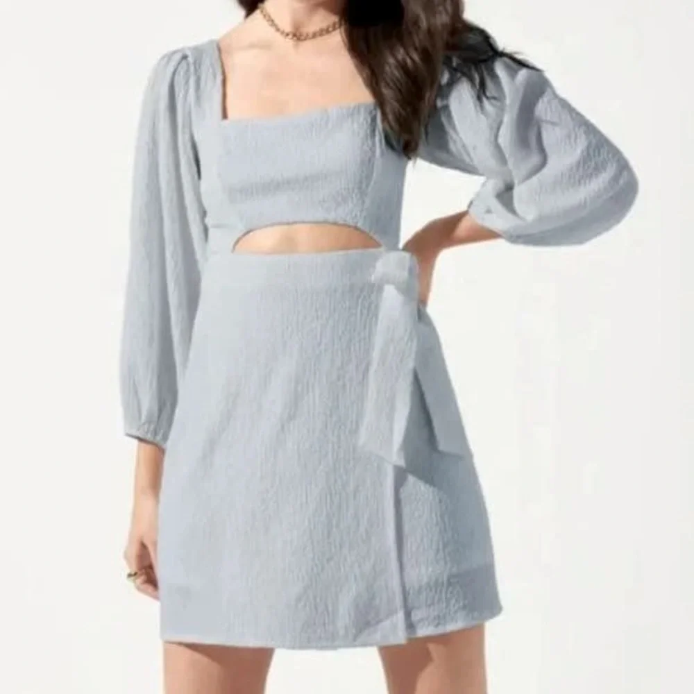 ASTR the Label center cutout wrap skirt mini dress - Picture 1 of 5